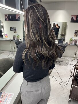 キング(K!ng) 【枚方、樟葉】髪質改善ハイライトカラー
