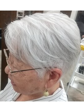 キュア 二俣川店(cure) ミセスショート