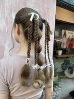 ヒカリス 中崎店(HIKARIS)&nbsp;◇ツインアレンジ◇リボンアレンジ◇