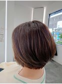 ショートボブ