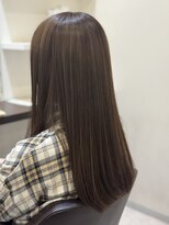 アナザーワールドココン(ANOTHER WORLD cocon)&nbsp;アッシュ系ハイライトの艶カラー