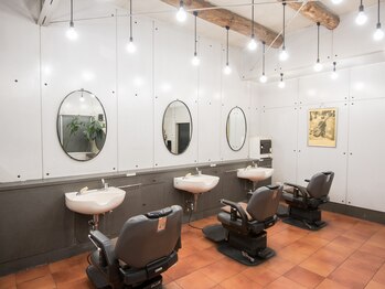 ヘアレストア TOKYO 一番町店の写真/《メンズ専門店》大人の身だしなみは【ヘアレストアTOKYO】にお任せ！理想のヘアスタイルへと導きます◎