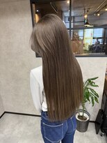 サニー 渋谷(SUNNY)&nbsp;バレイヤージュ、ハイライト、レイヤーロング、グレーベージュ