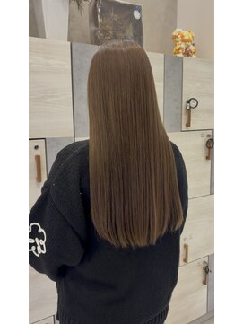 透明感ベージュ