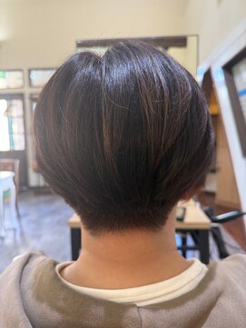 クオレ(CUORE) 【大人ショート×イヤリングカラー♪】内埜