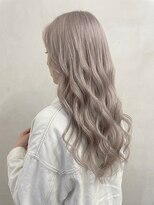 ブロッサム 大山店(Blossom)&nbsp;ハイトーン×ホワイトベージュ×ロング×透明感ブリーチカラー