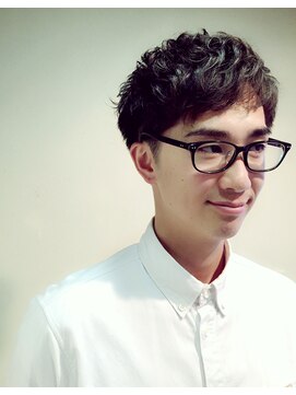 レーヴラボー(reve LA'BO) メガネ+パーマ男子