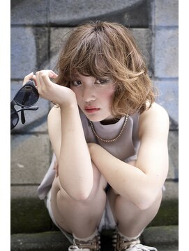 テイラー(Taylor) [Taylor] 外国人風ウエーブxグラデーションブラウン