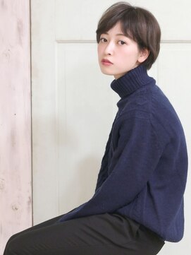 ジュール(Jule) 【Jule】 ナチュラルショートボブ。
