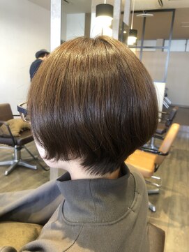 ミーヘアー(mii hair) お手入れ簡単前下がりショート