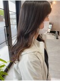 透け感グレージュ×インナーカラー