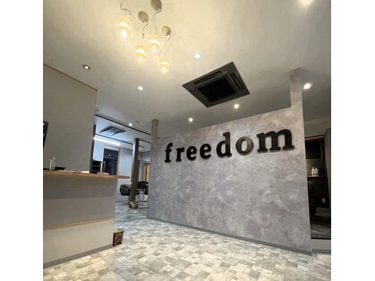 フリーダム 宇部駅前通り店(freedom)の写真