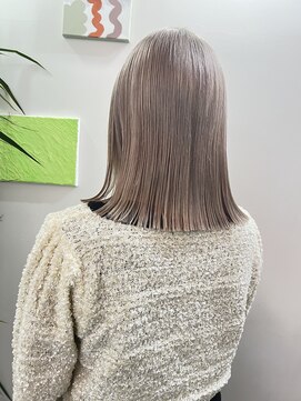 デート 下北沢(DATE) ダブルカラーミルクティーベージュカラーケアブリーチハイトーン