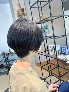 ユリイカビヨウシツ ショートボブ