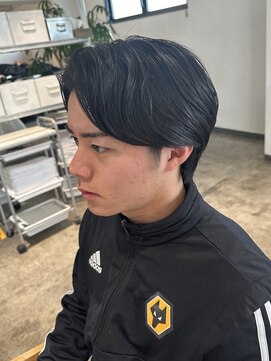 ザ オーダー(THE ORDER) ツイストスパイラルパーマセンターパートカルマパーマフェード