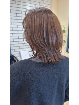 シフト(SHEEFT) 透明感ベージュカラーレイヤーカット小顔美シルエットボブ