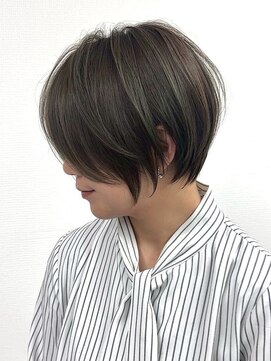 ネイロ バイ ジルブラン 葛西(NeiRo by JIL BLAN) ハイライト白髪ぼかしダブルカラーインナーカラーショートボブ