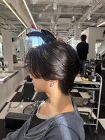 オーシャントーキョー(OCEAN TOKYO)&nbsp;韓国マッシュフェザーパーマニュアンスパーマセンターパート黒髪