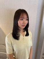 アム(amu)&nbsp;ミディアムレイヤー/レイヤーカット/顔周りレイヤー