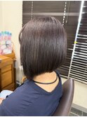 前下がりボブで一気にイメチェン