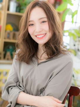 カバーヘア イヴ 戸頭店(COVER HAIR EVE) *EVE戸頭*センターパートの大人・抜け感ミディb