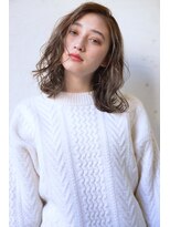 ロイジー(roijir)&nbsp;roijirイルミナインナーカラーxスパイラルxセンシュアルショート