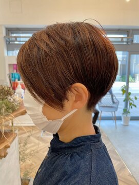 ロミー 本厚木(ROMMY.) 丸みのあるスタイリッシュ刈り上げショート / ROMMY.本厚木