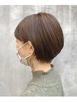 ルアン(Luann)&nbsp;マロンベージュ × 耳かけボブ