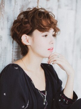 ルーチェ 大宮(Luce) クラシカル斜めバングヴェールウェーブ