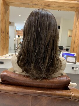 アドラーブル 駅南店(adorable) 【オリーブベージュ】【ロング】【20代30代】