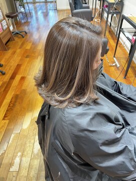 シャルム ヘアーラウンジ(shalm hair lounge) バレイヤージュ風ハイライト