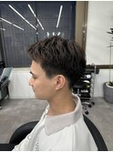 メンズ　ショート　刈り上げ　アップバング