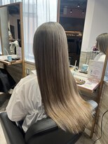 リーオオサカ(Lee Osaka) マットベージュ×東芽生