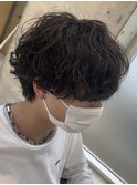 波巻きパーマツイストスパイラルパーマセンターパートウルフ30代
