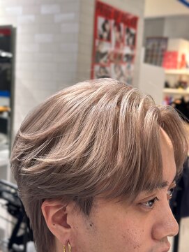 オーシャントーキョー 神戸(OCEAN TOKYO KOBE) プラチナベージュニュアンスセンターパート