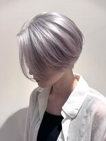 ベレーザ 渋谷(BELEZA)&nbsp;18180シルバーホワイトアッシュミルクブロンドレイヤーボブ