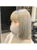 ハイトーングレージュ
