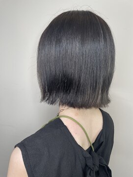 イングスジャパン(ings JAPAN) パツンとボブ+グレージュ