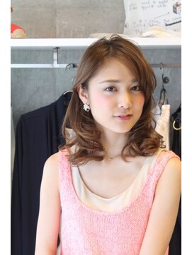 フローター 駒込六義園店(FLOWATER) 大人女性に人気！ナチュラルフェミニンセミディ