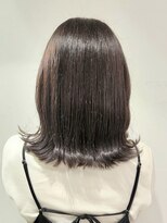 アッシュ 十日市場店(Ash)&nbsp;ミディアムウルフのインナーグレージュカラー