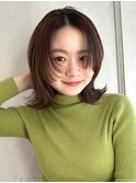 前髪なし×ナチュラル大人可愛いくびれ外ハネスタイル×艶カラー
