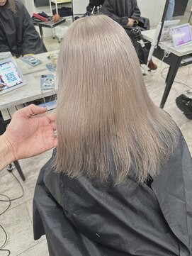 アジールヘア 所沢プロペ通り店(agir hair) ミルクティーベージ10代20代30代所沢