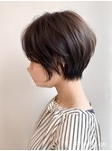 大人ショートボブベージュカラー自由が丘