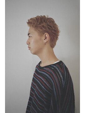 ジャド(JUDD) 金髪スパイキーショート