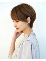 アイスバーグ(eyesburg)&nbsp;20代30代大人可愛い小顔ショート丸みショートボブくすみベージュ