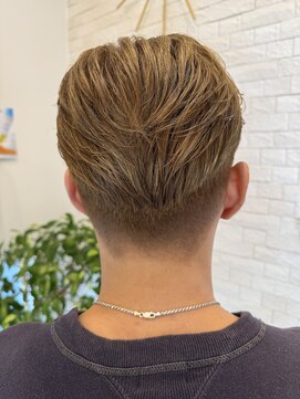 マヌ ア マヌ(manu a manu) 七三ショート
