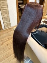 モナスール(Mona Soeur) ワインレッド