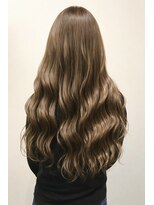 エイル(EIIR)&nbsp;ミルクティーグレージュ× ゆるふわロング☆