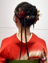 カミラボ(KAMI LABO) ヘアセット 和装アレンジ 三つ編み お団子 アップ 着物ヘア