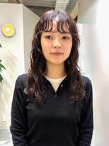 クル(k u r u)&nbsp;伸ばした髪の毛に念願のパーマ